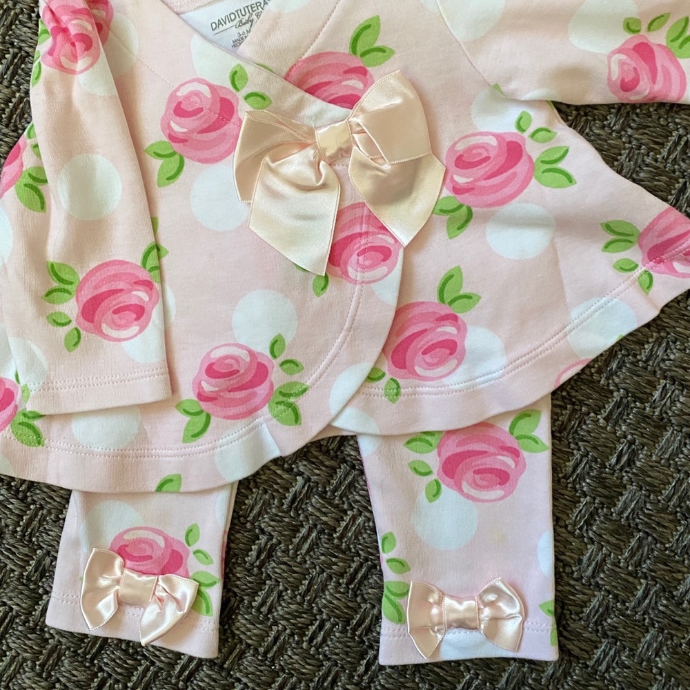 Two Piece Outfit - Picture 2 of 3